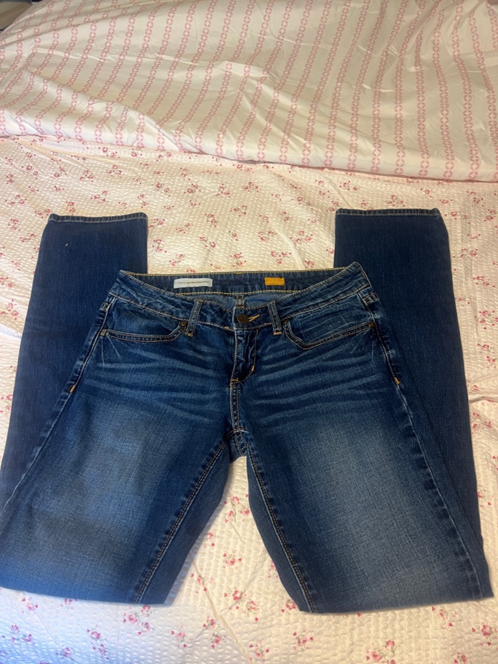 Pilcro Deep Blue High-Rise Women's Jeans